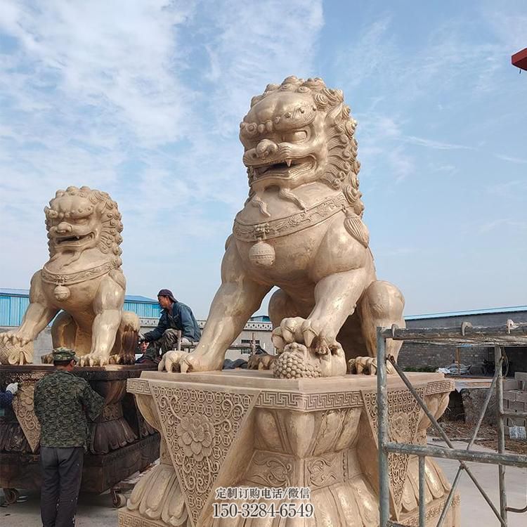 黄铜狮子雕塑常用,动物组合,大型铸铜蹲狮雕塑定价 黄铜狮子雕塑常用,动物组合,大型铸铜蹲狮雕塑定价