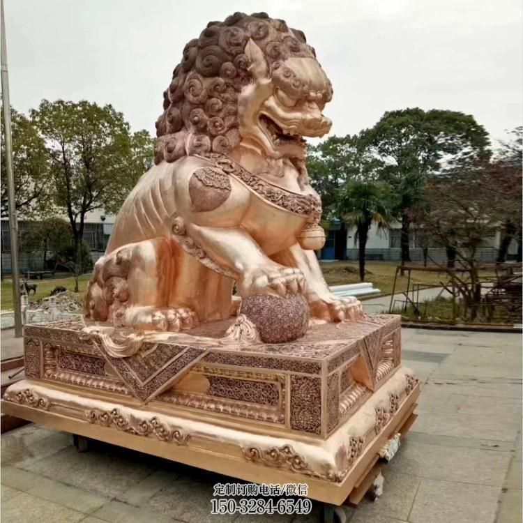 金属狮子雕塑制作，黄铜铸造，公共蹲狮雕塑优选