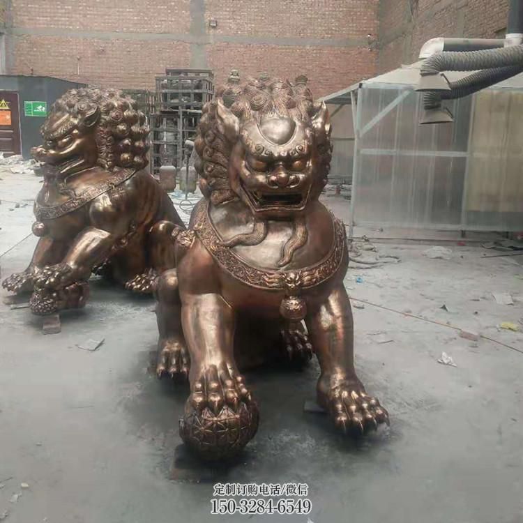 红铜狮子雕塑制造商,室外软装,景观蹲狮雕塑承接 红铜狮子雕塑制造商,室外软装,景观蹲狮雕塑承接